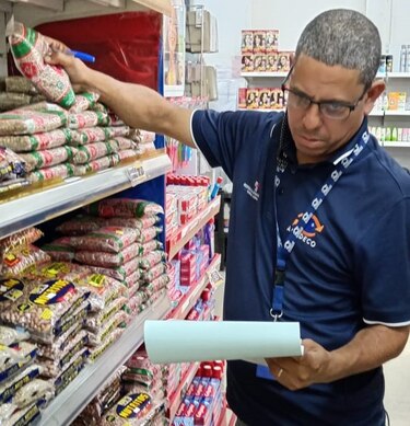 Acodeco impuso 942 multas en 2023 a comercios por incumplir el control de precios