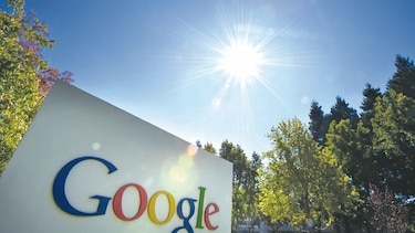 Unión Europea acusa a Google de limitar ofertas de trabajo