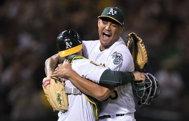 Manaea frena a los Medias Rojas con un 'no hitter'