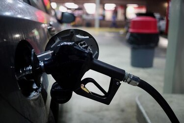 Gasolina en Estados Unidos baja a $0.43 el litro; en Panamá esta semana está en $0.62