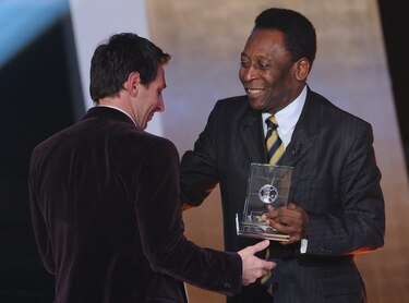 Pelé felicita a Messi por superar su récord como máximo goleador sudamericano