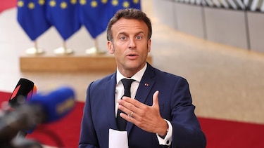 El periplo presidencial a Europa se reduce a una reunión con Macron en Francia