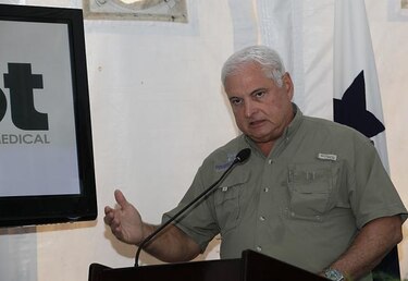 Martinelli asegura que expulsará a las FARC del Darién