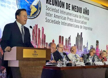 'La salida a la situación de Venezuela tiene que ser por la vía de las urnas': Juan Carlos Varela