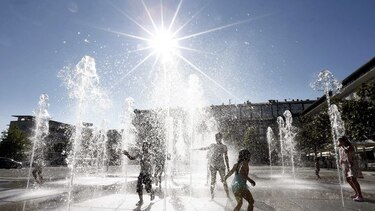 España se abrasa en una ola de calor y alerta de incendios forestales