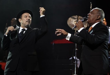 Rubén Blades encabeza primeras personas que se despiden de Cheo Feliciano