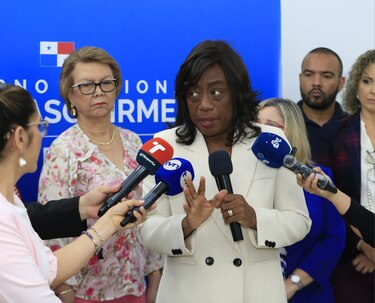 El proceso legal para sustituir a docentes en paro ya está en marcha: ministra Molinar