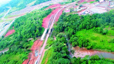Presión urbana sobre el área norte del río Juan Díaz