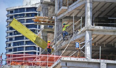 Reactivación laboral, la dura tarea de 2021