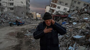 Cómo funciona el sistema de alerta sísmica de Google que falló durante el devastador terremoto de 2023 en Turquía