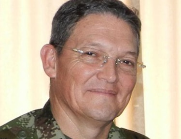 FARC investigan la supuesta retención del general Rubén Alzate