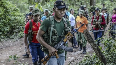 FARC entrega lista de 6 mil 804 guerrilleros en zonas de desarme en Colombia