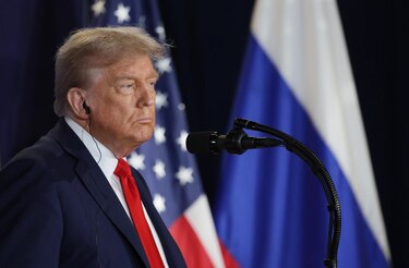 Trump entregó a Putin una carta de Melania instándolo a proteger a los niños de la guerra