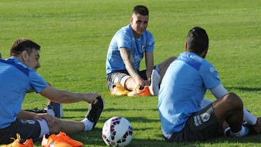 Uruguay comenzó prácticas de cara a choque con Guatemala