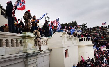 Detienen en Estados Unidos a militar acusado de participar en el ataque al Capitolio