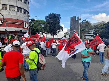 Manifestaciones generan congestión vehicular en varios puntos de la ciudad