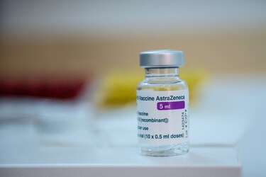 OMS asegura que no hay razón para dejar de vacunar contra la Covid-19 con AstraZeneca