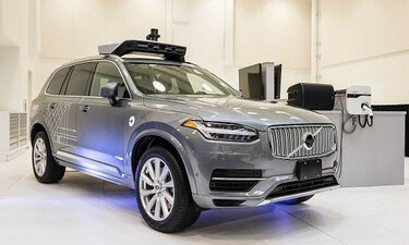 California: Uber debe suspender servicio en carros autónomos