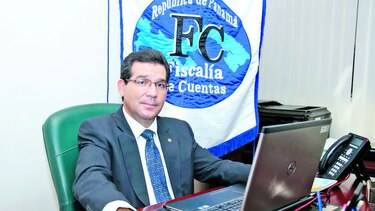 Piden enjuiciar a 56 personas