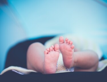 Confirman en Francia caso de transmisión intrauterina de Covid-19