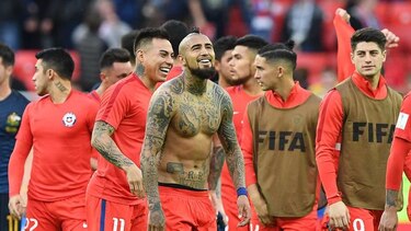 Arturo Vidal advierte: 'Jugamos contra Portugal, no contra Cristiano'