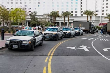 La Policía habla de tres víctimas en el tiroteo de Las Vegas, pero no confirma su estado