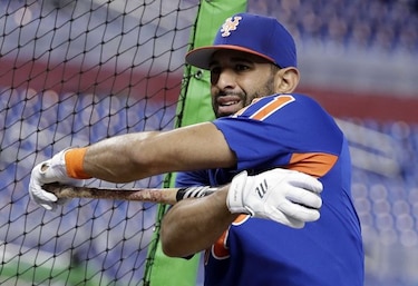 José Bautista se va a los Filis