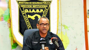 Decomisan armas en agencias de seguridad