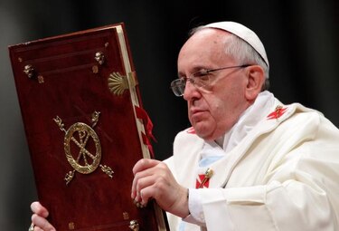 Papa: El Evangelio se anuncia dulcemente, no con bastonazo