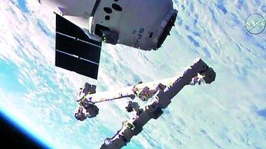 Nave ‘reciclada’ llega a la estación espacial