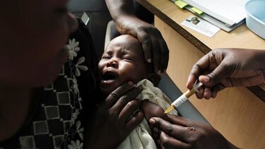 Malawi, primer país que vacuna a niños contra la malaria