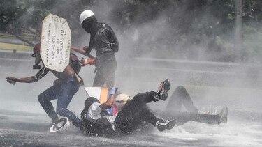 Muere periodista  durante manifestación opositora en Caracas
