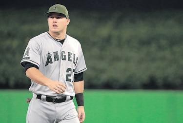 Mike Trout estará fuera por ocho semanas