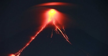 Volcán hace huir a más de 34 mil personas en Filipinas