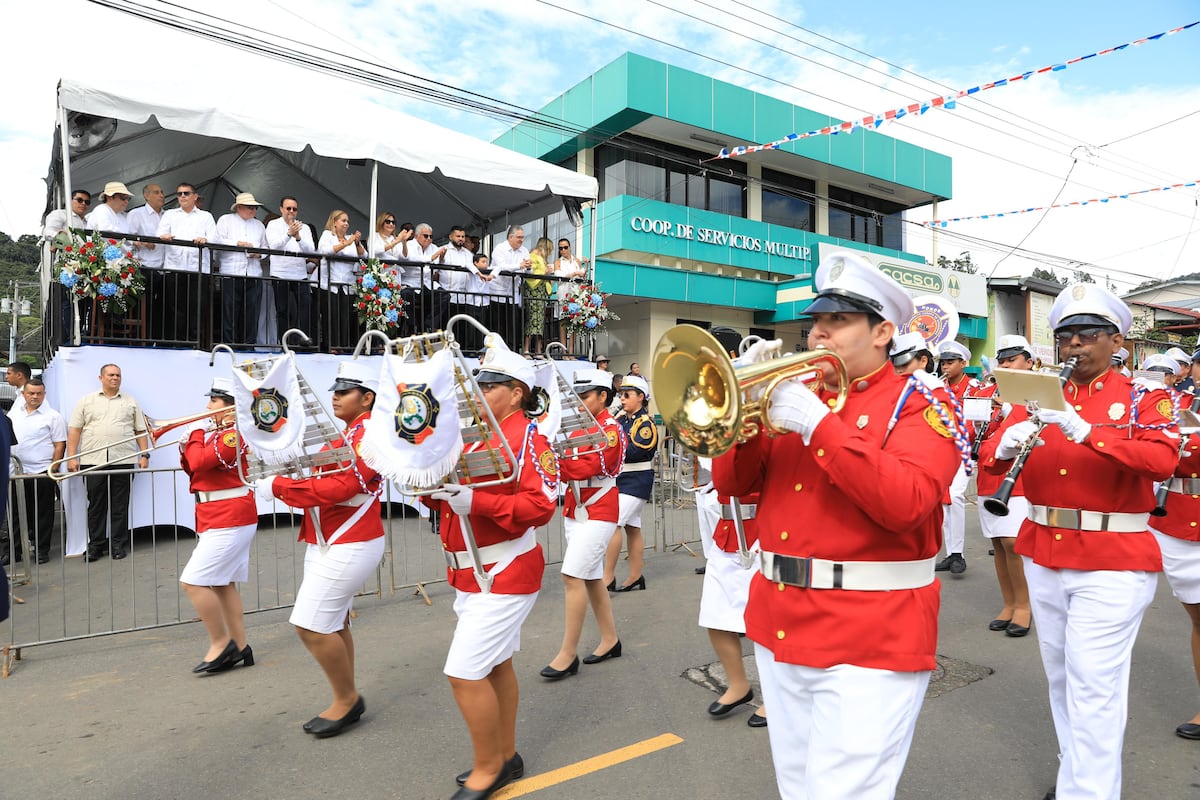 Así se vive el desfile en Boquete, celebrando la independencia