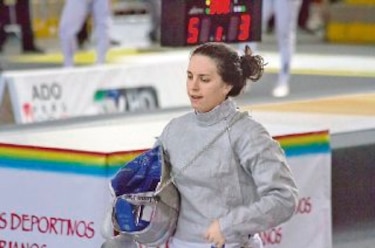 Esgrima y natación suman