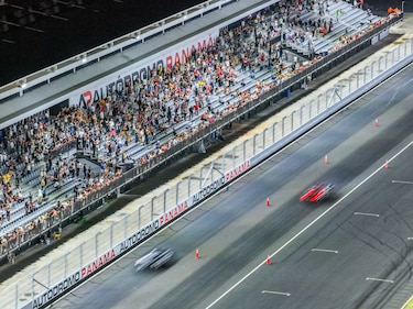 ¡Adrenalina Pura y Noche de Campeones en el Primer DRAG WAR NOCTURNO de  Autódromo Panamá!