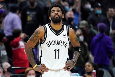 Nike suspende su patrocinio con Kyrie Irving por la polémica de antisemitismo