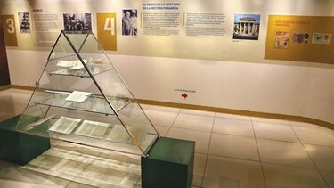 Viaje a través de la democracia