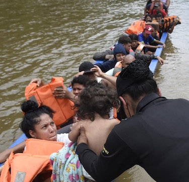 En octubre ingresaron 49,256 migrantes por la selva de Darién; la cifra asciende a 459,180 en todo 2023