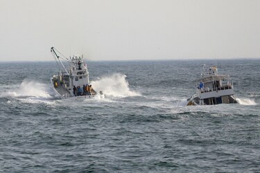 Diez muertos y 16 desaparecidos en el naufragio de un barco turístico en Japón