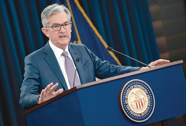 Fed baja los tipos de interés para estimular la economía