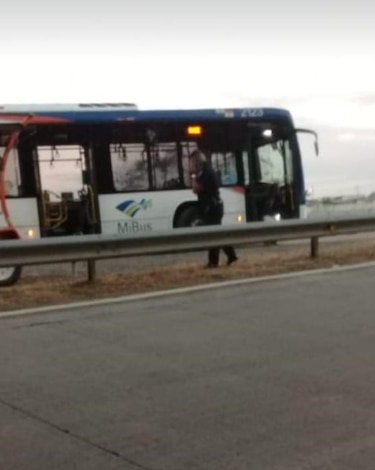 Una persona murió tras riña dentro de un MetroBus; el Ministerio Público investiga