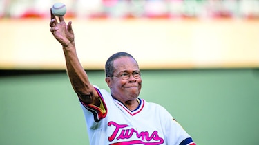 Honran a Rod Carew en su regreso a Minnesota