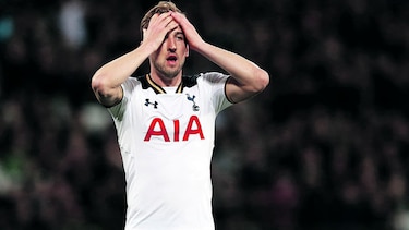 Tottenham pierde y Chelsea sonríe rumbo al campeonato