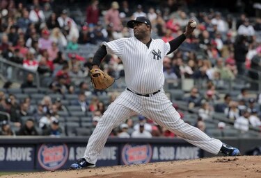 Yankees vencen a Cardenales y extienden racha de triunfos