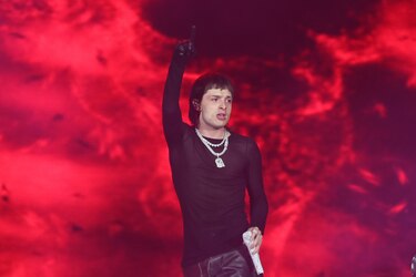 Peso Pluma; el controversial artista que revoluciona la música regional mexicana
