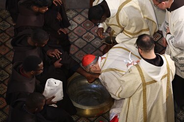 Así se vivió en Jerusalén el lavatorio de los pies durante el Jueves Santo