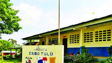 Ediles cuestionan programa educativo