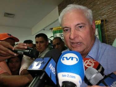 Martinelli defiende su encuentro con Navarro